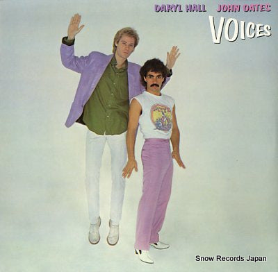 HALL, DARYL, AND JOHN OATES voices AQL1-3646