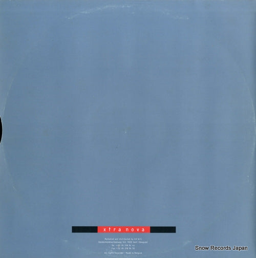 XN4786 back cover