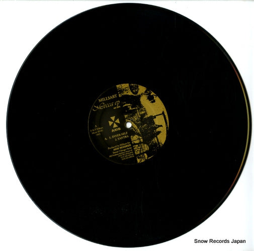 AX004 disc