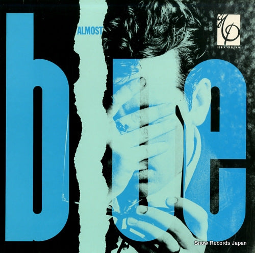 COSTELLO, ELVIS, AND THE ATTRACTIONS almost blue FIEND33