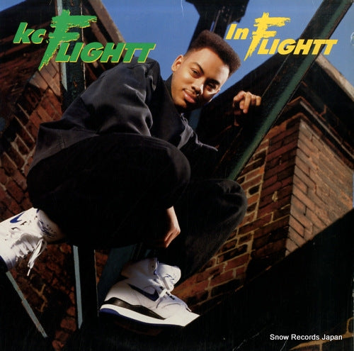 FLIGHTT, KC in flightt 9776-1-R