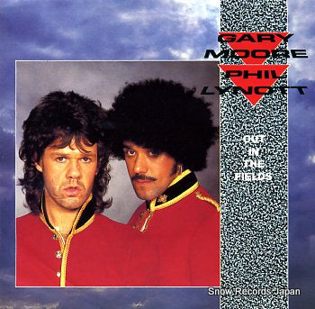 MOORE, GARY, AND PHIL LYNOTT out in the fields TEN49