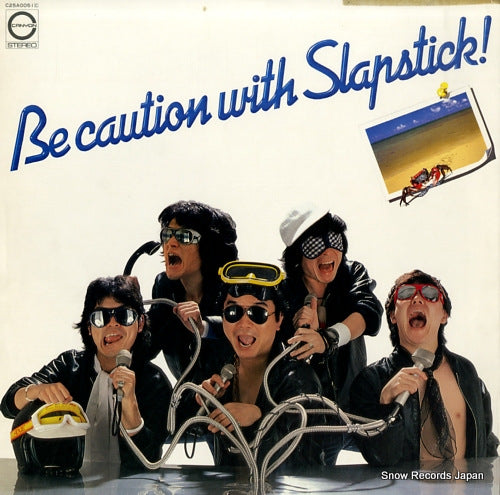 SLAPSTICK be caution with slapsticks ! C25A0051
