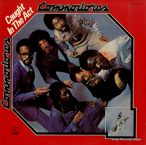 COMMODORES caught in the act SWX-6177