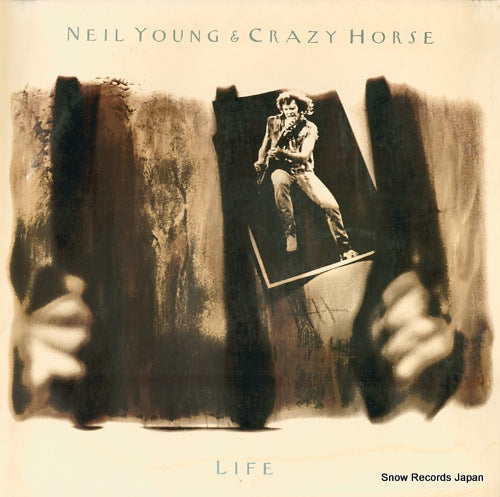 YOUNG, NEIL life P-13532
