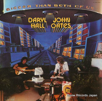 HALL, DARYL, AND JOHN OATES bigger than both of us AYL1-3866