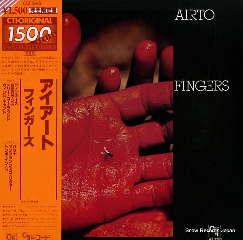 MOREIRA, AIRTO fingers LAX3269