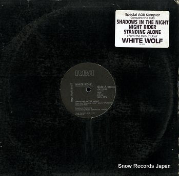 WHITE WOLF shadows in the night JW-13946
