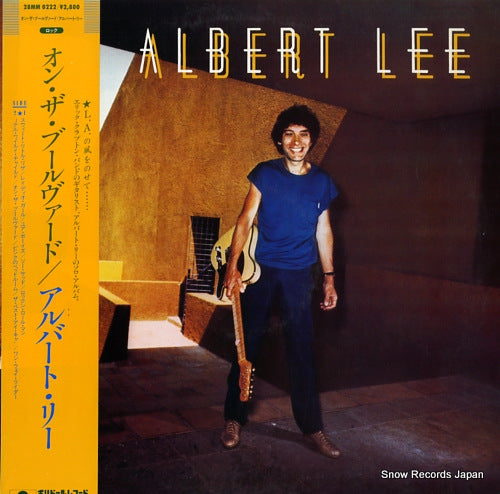 LEE, ALBERT on the boulevard 28MM0222