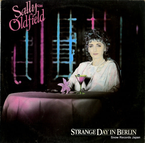 OLDFIELD, SALLY strange day in berlin BRON549