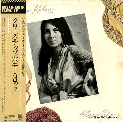 KOLOC, BONNIE close-up 25AP347