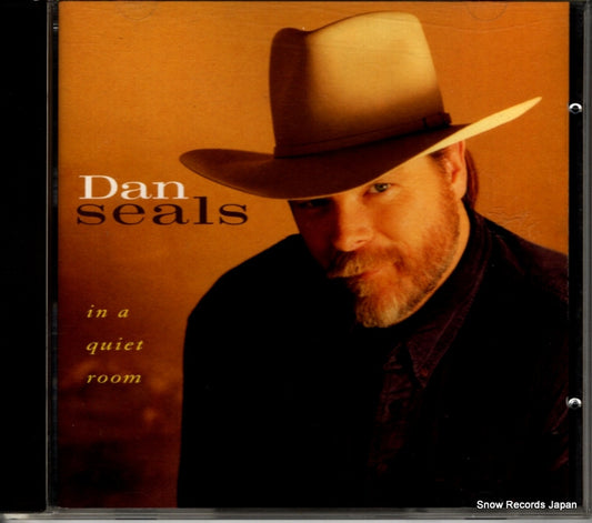 SEALS, DAN in a quiet room 9153