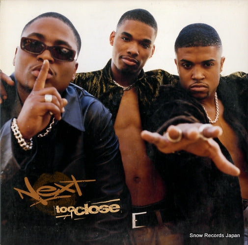 NEXT too close 07822-13457-1