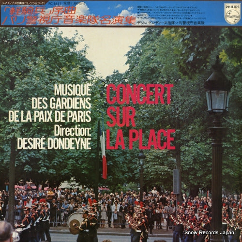 DONDEYNE, DESIRE concert sur la place PC-1611