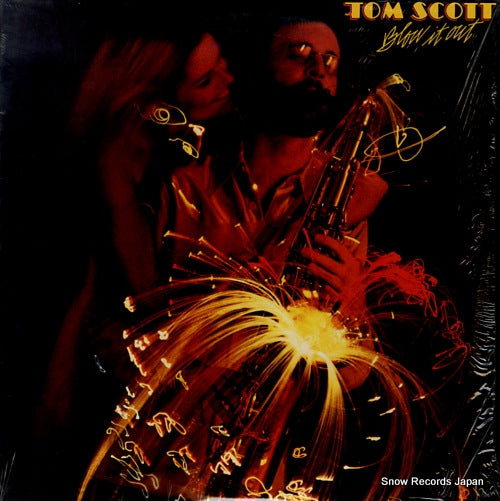 SCOTT, TOM blow it out PE34966