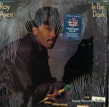 AYERS, ROY in the dark FC39422