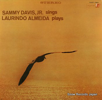 DAVIS JR., SAMMY AND LAURINDO ALMEIDA sammy davis jr. sings laurindo  almeida plays SJET-7891