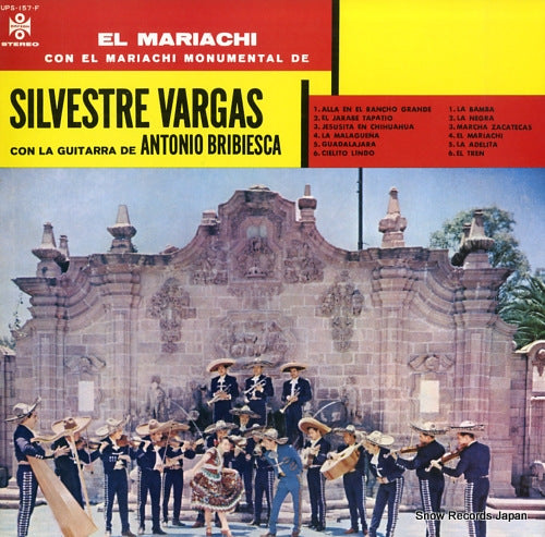 MARIACHI MONUMENTAL DE SILVESTRE VARGAS el mariachi UPS-157-F