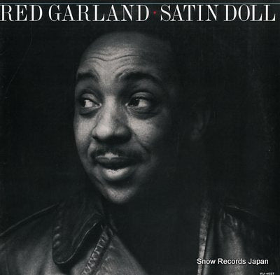 GARLAND, RED satin doll VIJ-4037