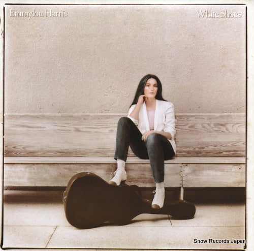 HARRIS, EMMYLOU white shoes P-11418