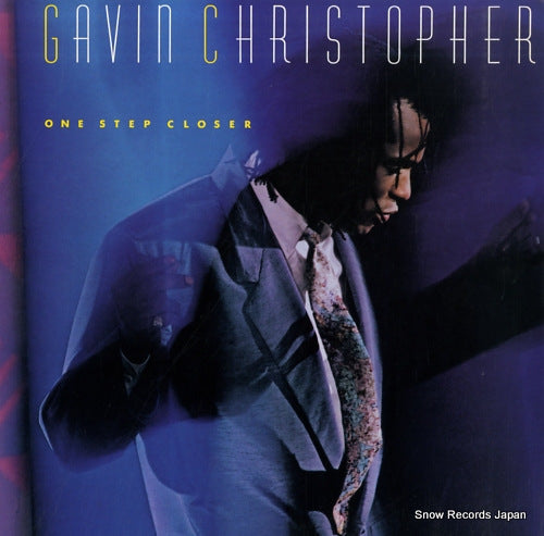 CHRISTOPHER, GAVIN one step closer ST53024
