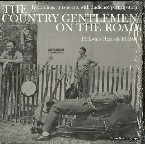 COUNTRY GENTLEMEN, THE on the road FA2411