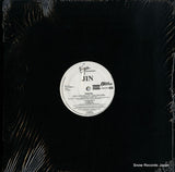 724383898916 back cover