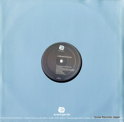 AVANT009 back cover