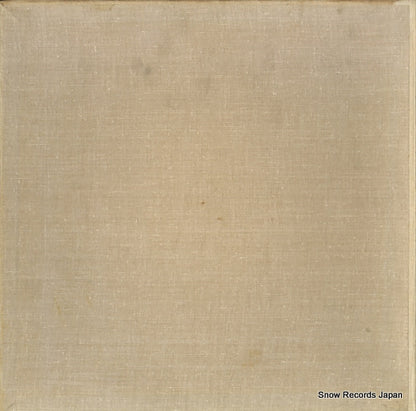 CM04213 back cover