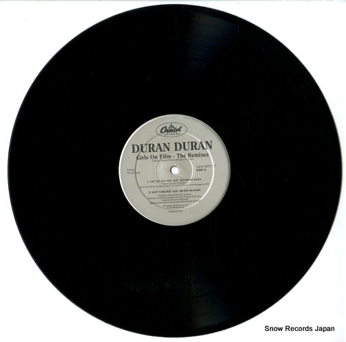 724385877117 disc