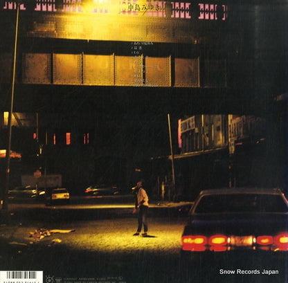 C28A0527 back cover